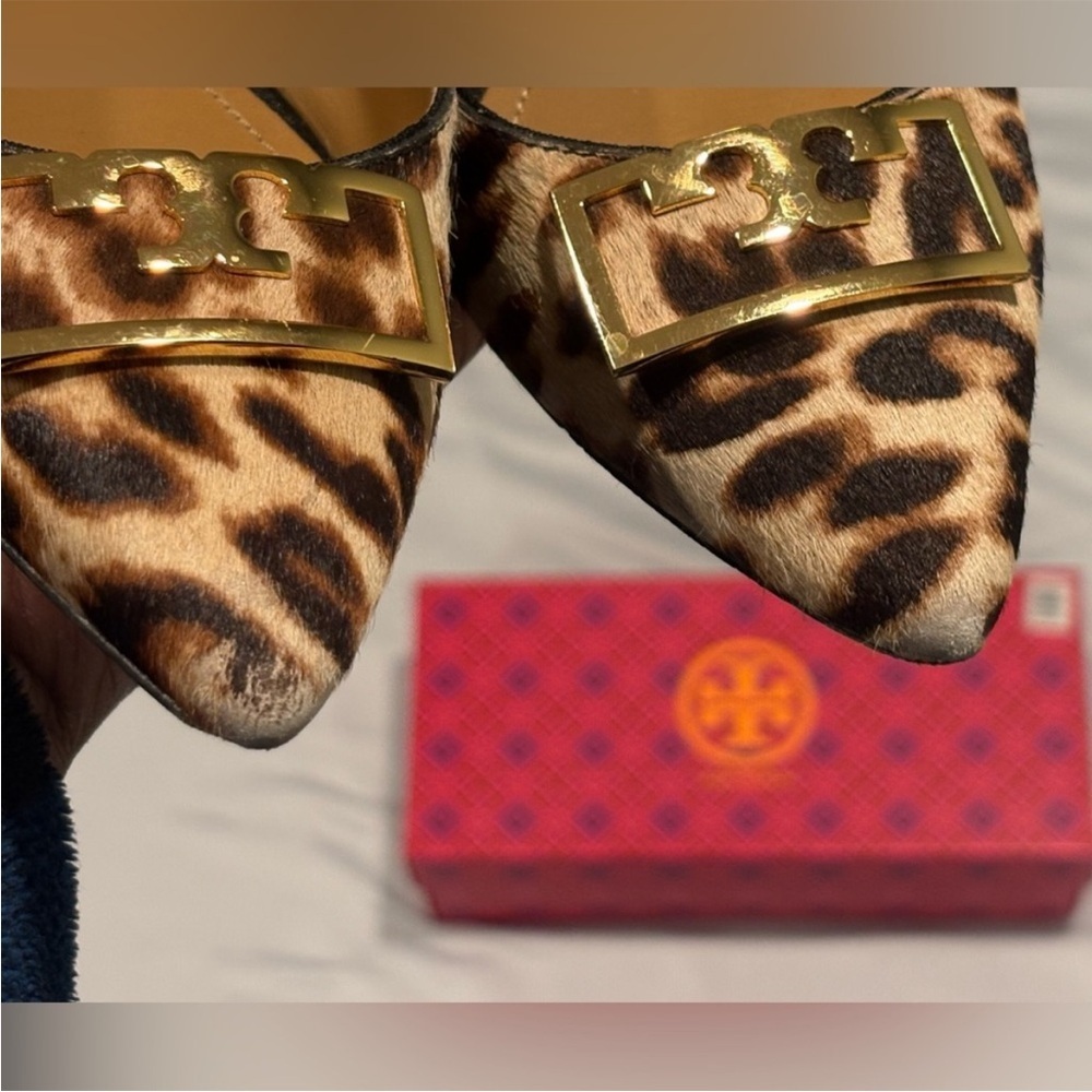 Tory Burch Animal Print Flats with Gold Accent - Picture 9 of 11